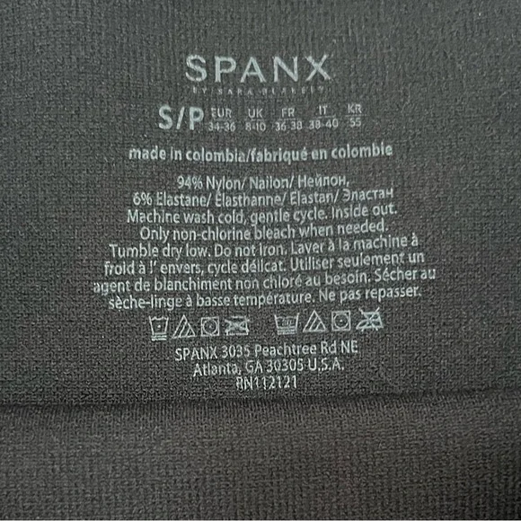 ❌SPANX Classic Black Leggings❌ NOT FOR SALE - Picture 3 of 4